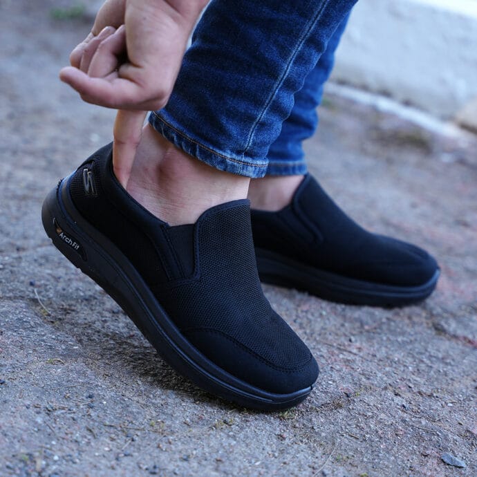 ⁦Skechers Arch fit confort men⁩ - الصورة ⁦2⁩