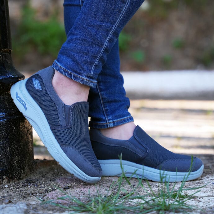 ⁦Skechers Arch fit confort men⁩ - الصورة ⁦7⁩